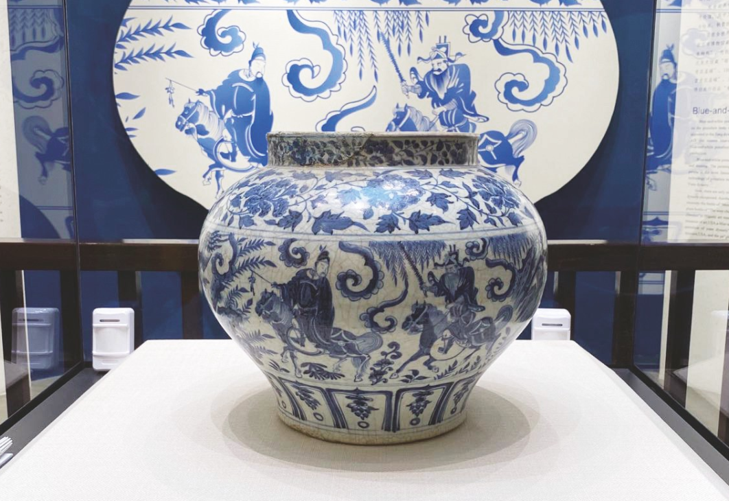 又见神品！这只青花罐，藏着我们不曾亲历的人间烟火